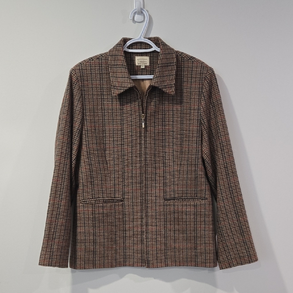 Old Money Plaid Minimalist Neutral Zip Jacket/Blazer